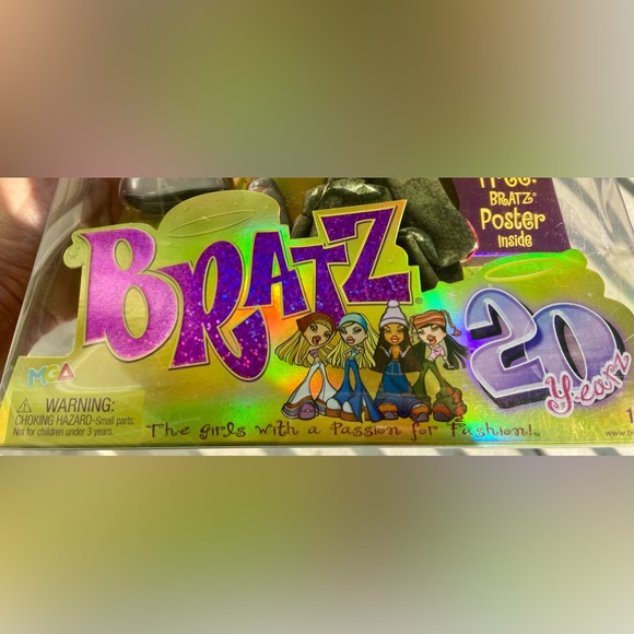 Bratz 20 Yearz Special Edition Original Fashion Doll Jade - Picture 4 of 4